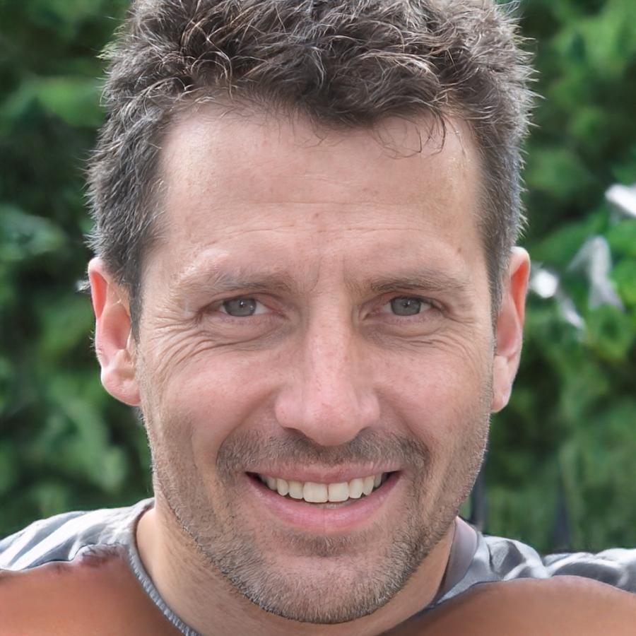 Portrait de Julien Maréchal, participant au programme budgétaire